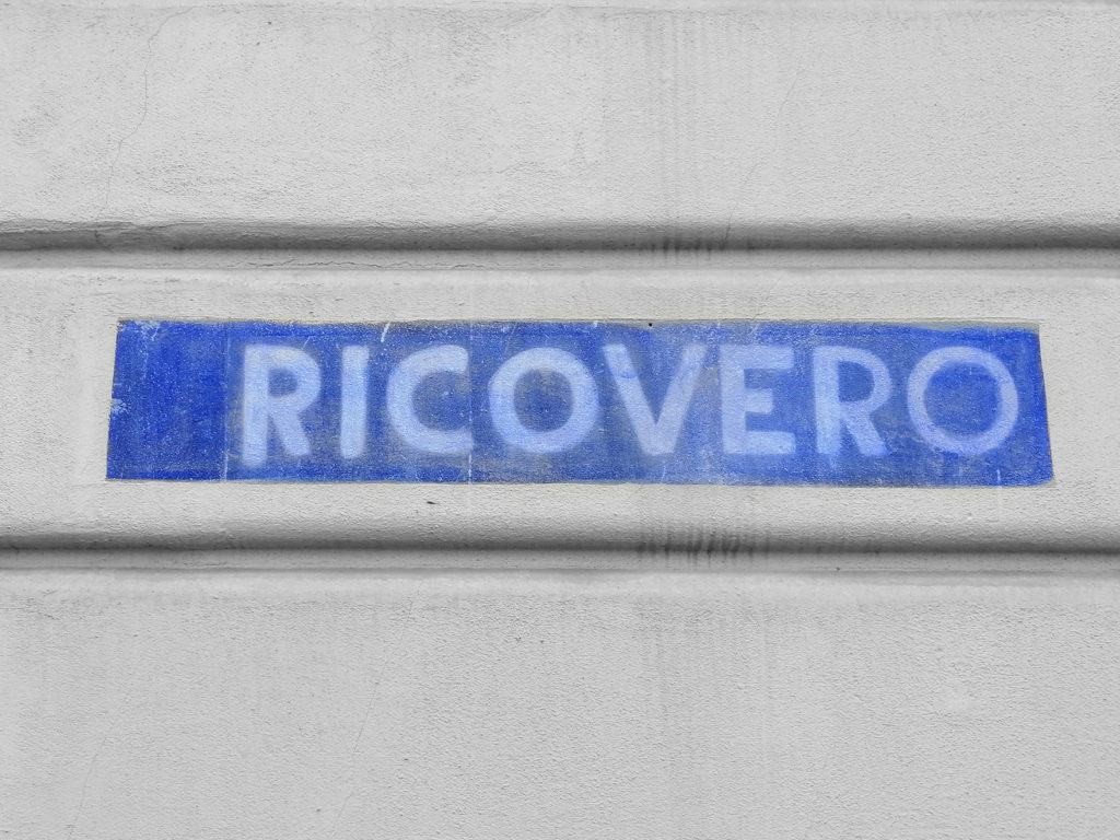 Scritta ricovero